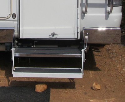 Door holder.jpg