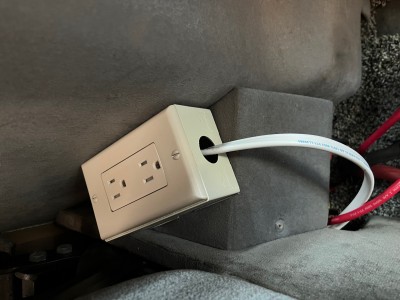 new outlet for IP22.jpg